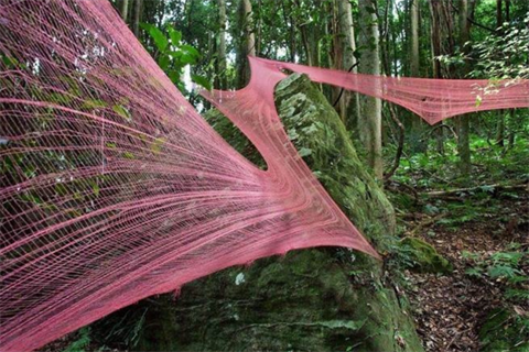 Artist transforms the humble T-shirt.png