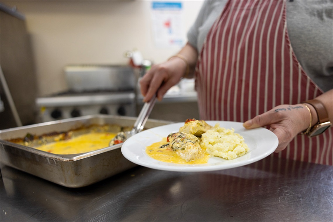 community-lunch-02.jpg