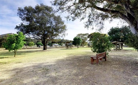 Glenrowan Lions Park