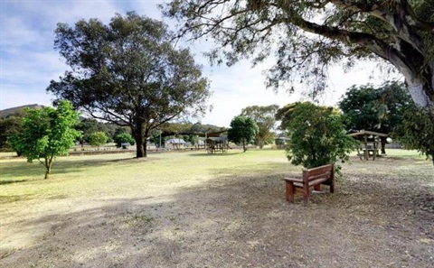 Glenrowan Lions Park