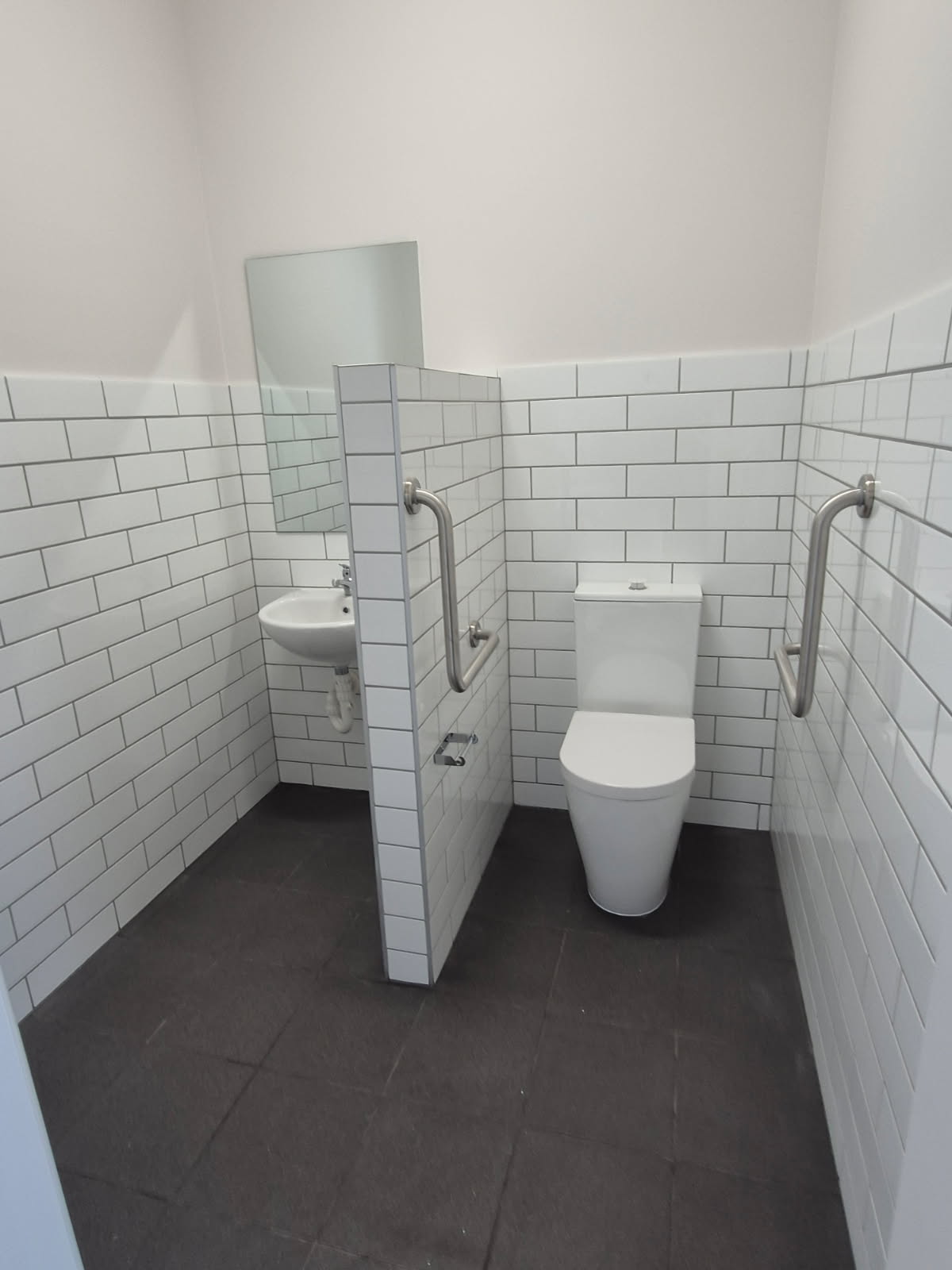 milawa toilet finished.jpg